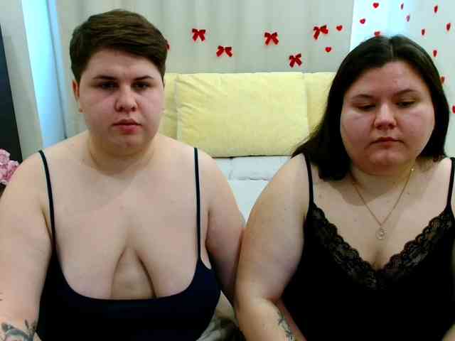 BeckyAndEllen webcam