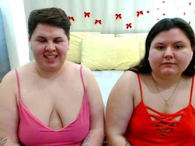 BeckyAndEllen webcam