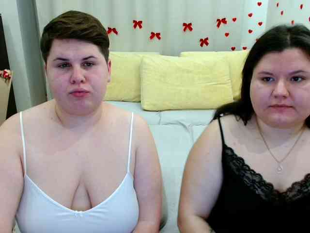 BeckyAndEllen webcam