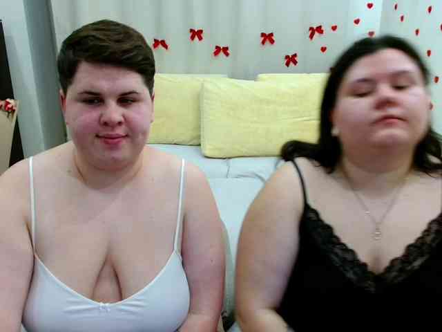 BeckyAndEllen webcam
