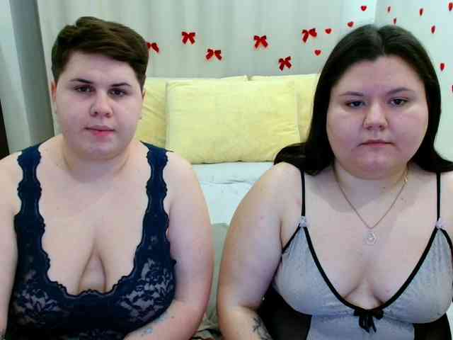 BeckyAndEllen webcam