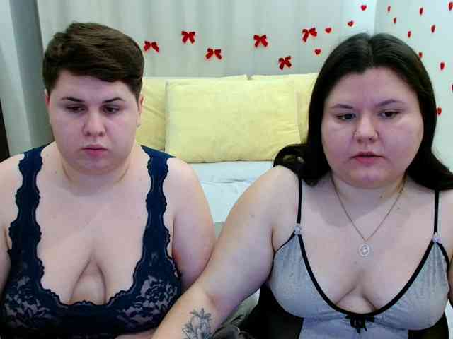 BeckyAndEllen webcam