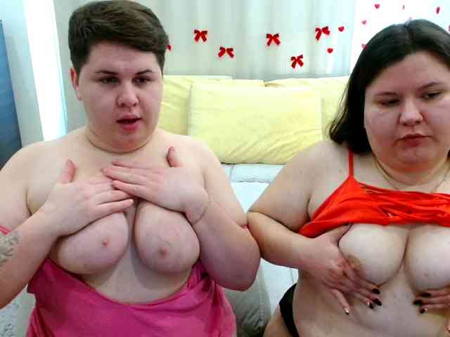 BeckyAndEllen webcam