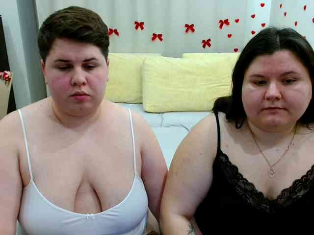 BeckyAndEllen webcam