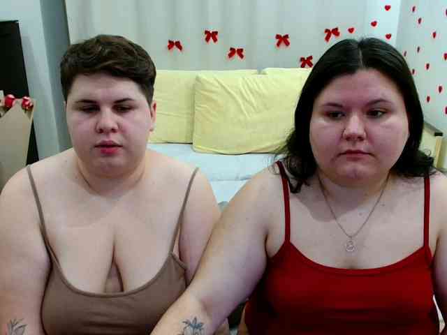 BeckyAndEllen webcam