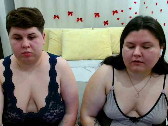 BeckyAndEllen webcam