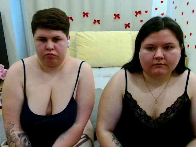 BeckyAndEllen webcam