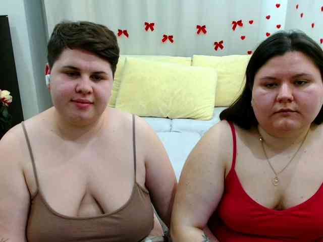BeckyAndEllen webcam