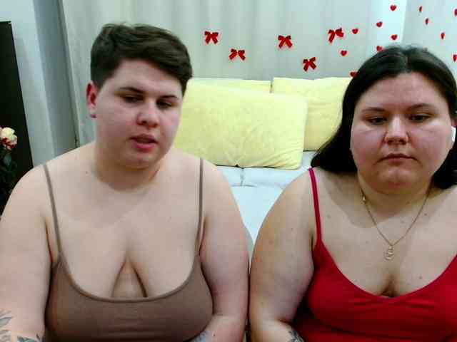 BeckyAndEllen webcam