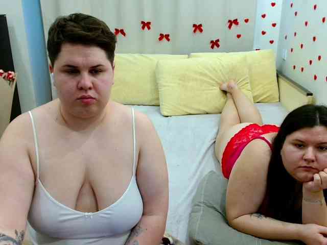 BeckyAndEllen webcam
