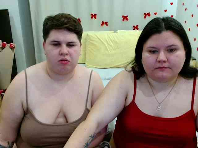 BeckyAndEllen webcam
