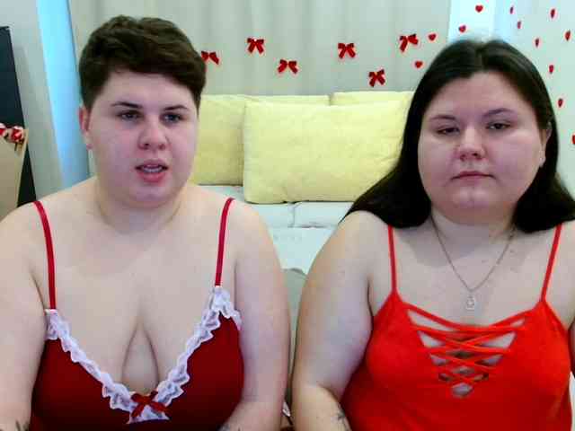 BeckyAndEllen webcam