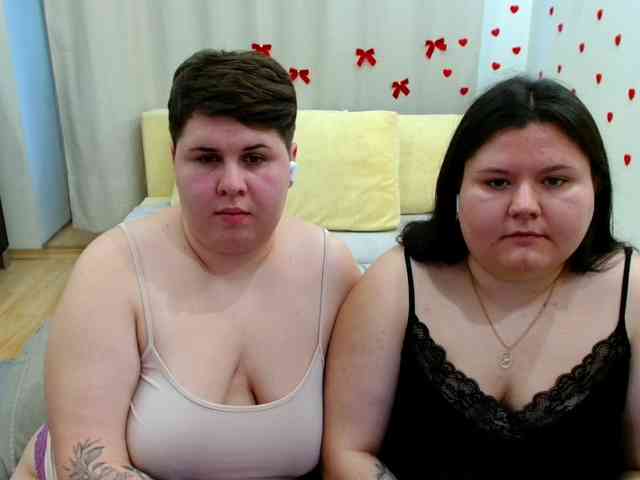 BeckyAndEllen webcam