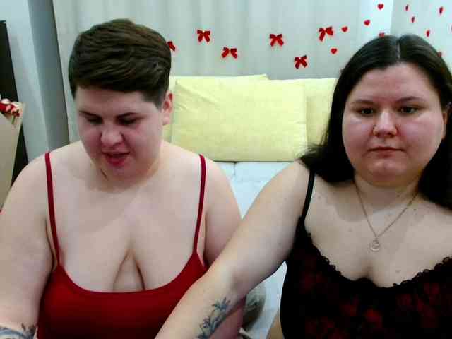 BeckyAndEllen webcam