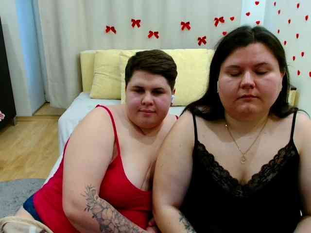 BeckyAndEllen webcam