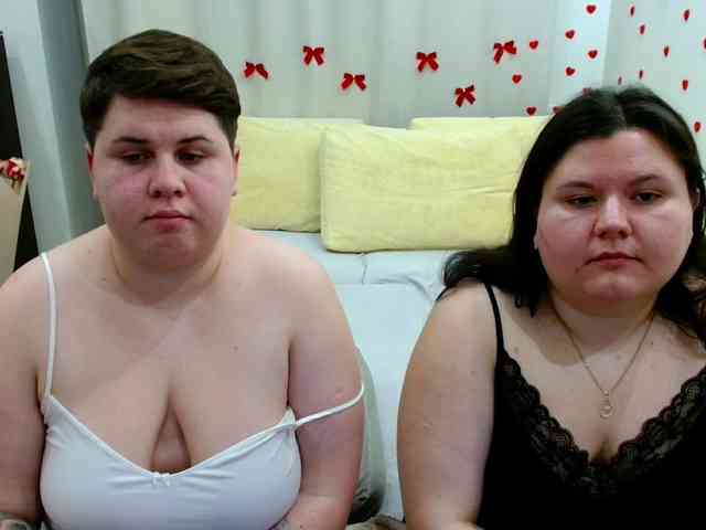 BeckyAndEllen webcam