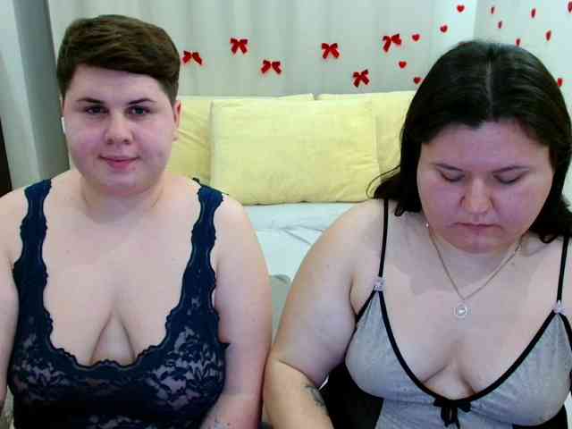 BeckyAndEllen webcam