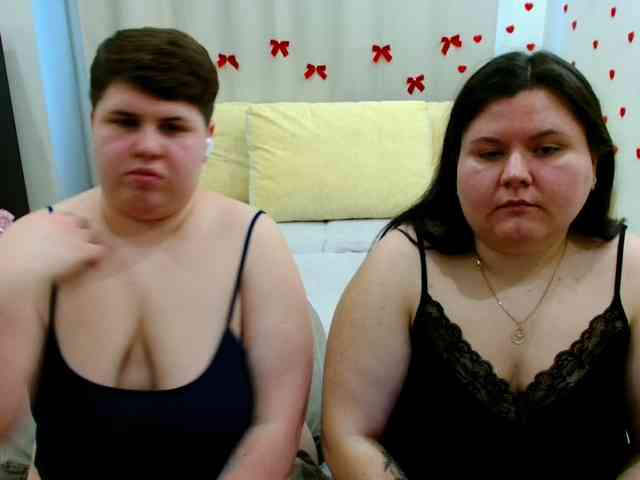 BeckyAndEllen webcam