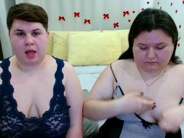 BeckyAndEllen webcam