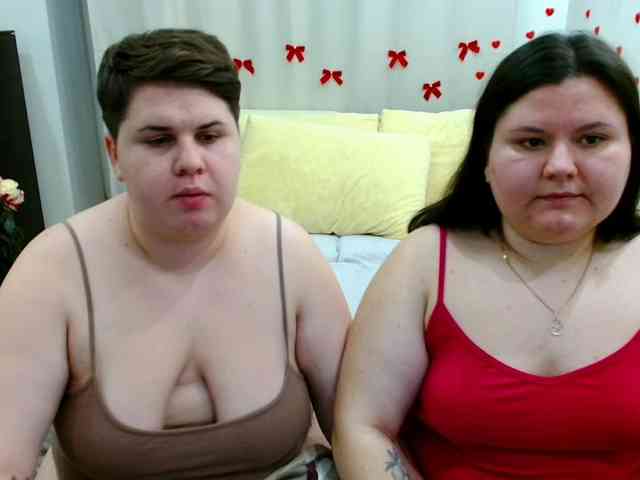 BeckyAndEllen webcam