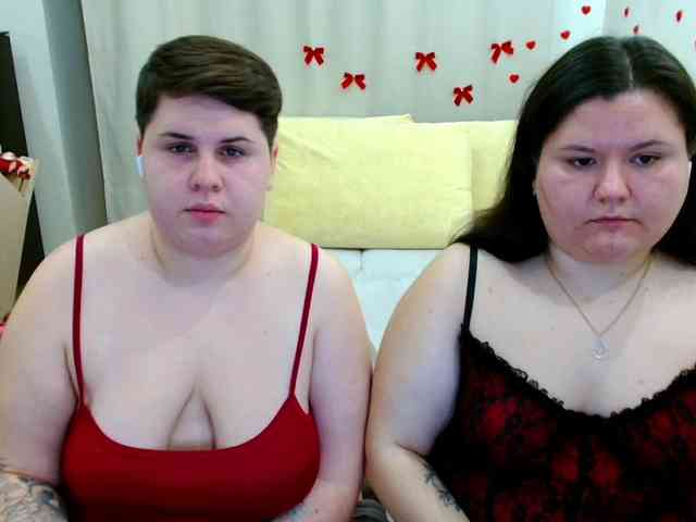 BeckyAndEllen webcam