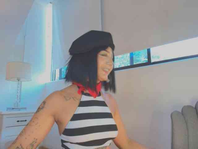 Emma-Torres1 webcam