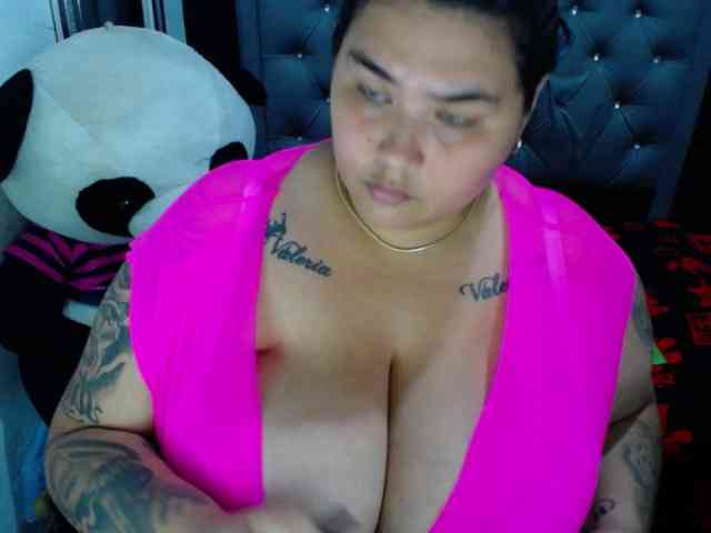 GabiBigBoobs webcam