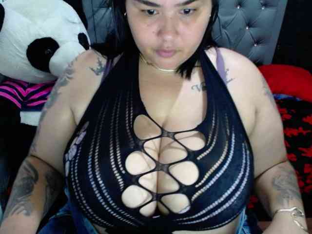GabiBigBoobs webcam