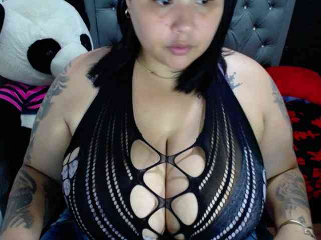 GabiBigBoobs webcam