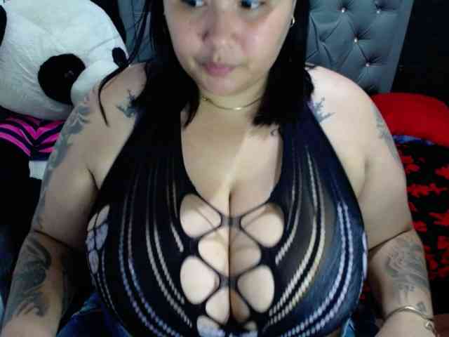 GabiBigBoobs webcam