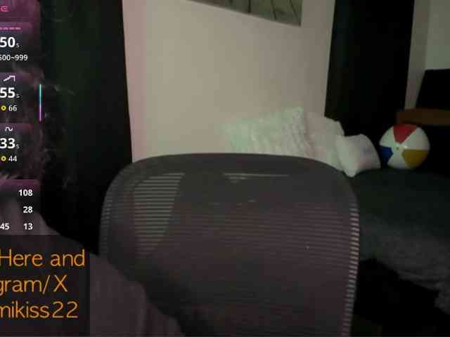 Kimmiakiss22 webcam