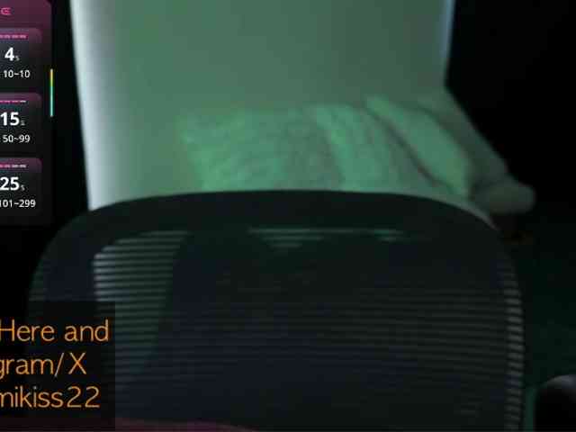 Kimmiakiss22 webcam