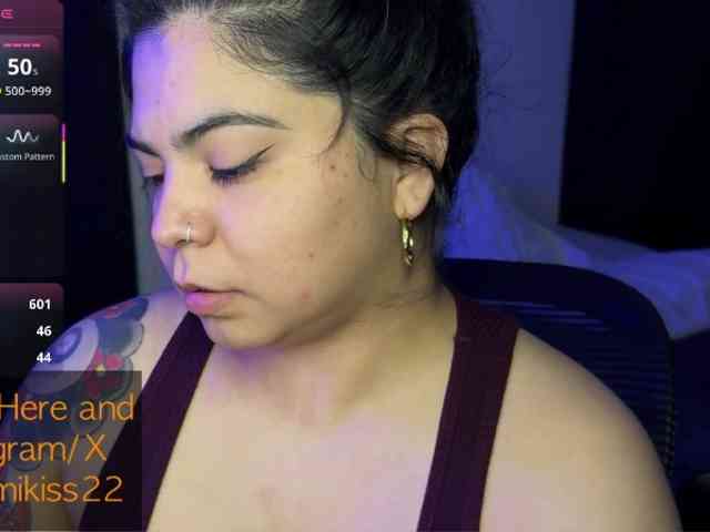 Kimmiakiss22 webcam