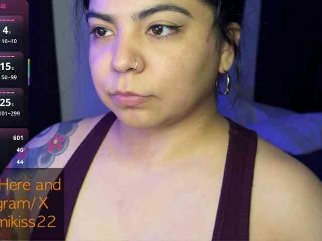 Kimmiakiss22 webcam
