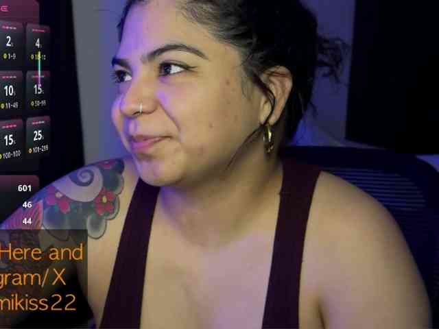 Kimmiakiss22 webcam
