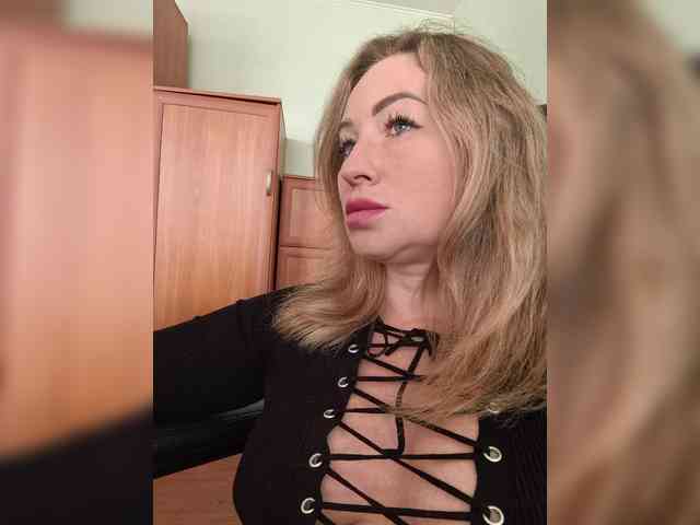 goddesssssss webcam