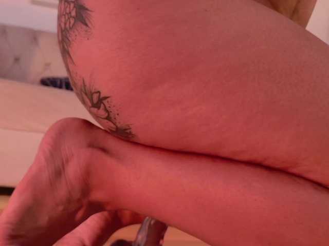 LisaMonroe webcam