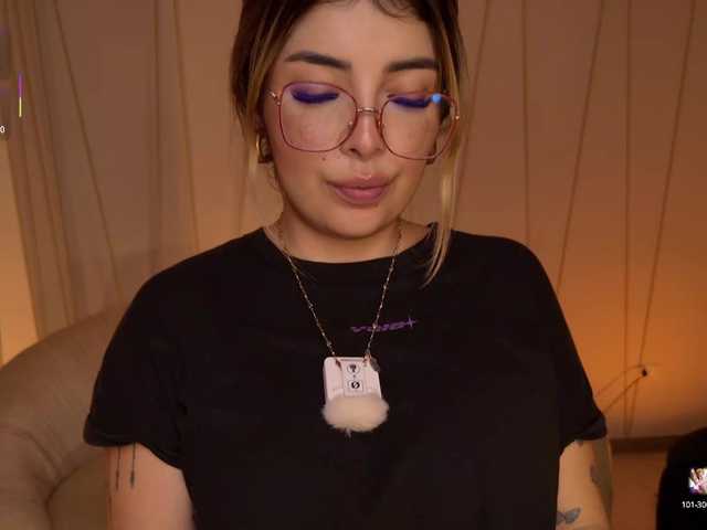 LisaMonroe webcam