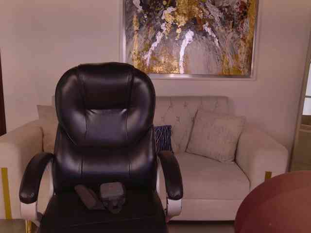 LisaMonroe webcam