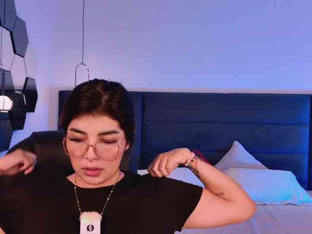 LisaMonroe webcam