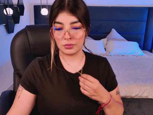 LisaMonroe webcam
