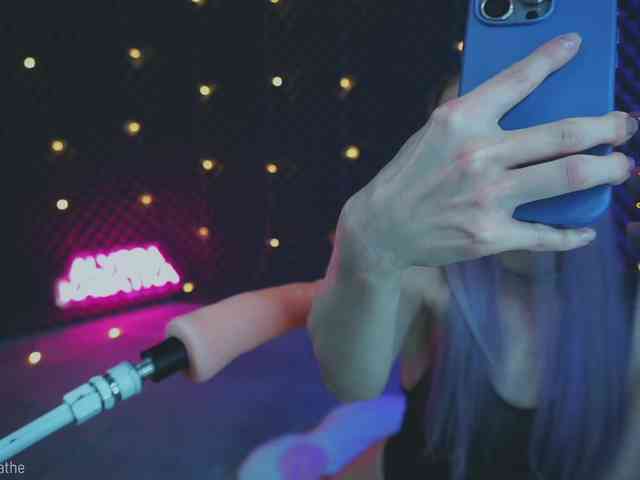 ALYSSA_KASATKA webcam