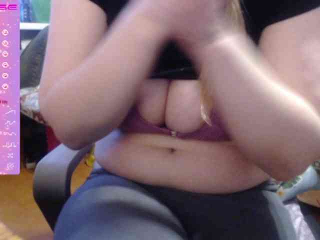 sweetboobs webcam
