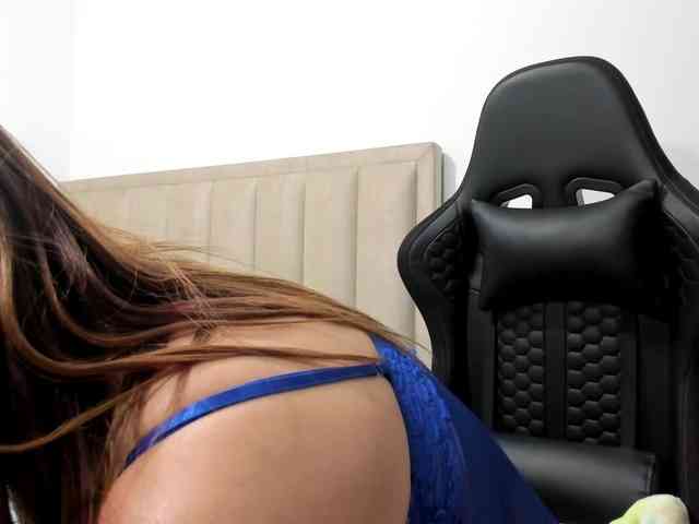 ChloeMiller69 webcam