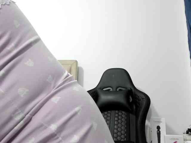 ChloeMiller69 webcam