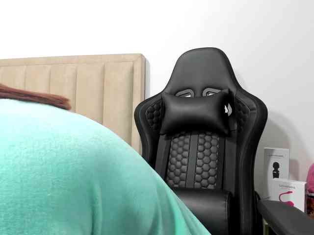 ChloeMiller69 webcam