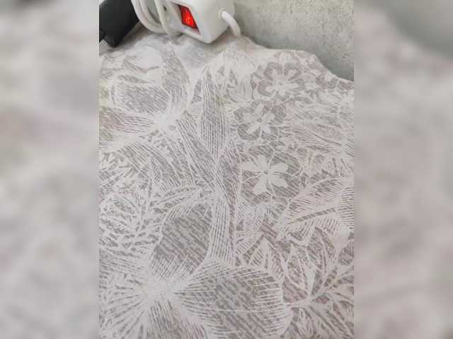 Entra en el chat con el modelo Angelia22 Angelia22