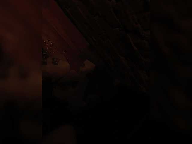 Entra en el chat con el modelo Angelia22 Angelia22