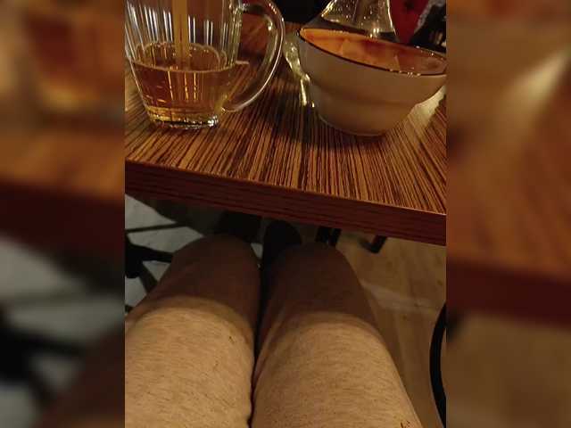 Accedi alla chat con il nickname Angelia22 Angelia22