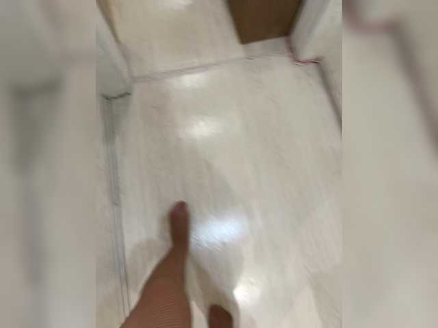 Entra en el chat con el modelo Angelia22 Angelia22